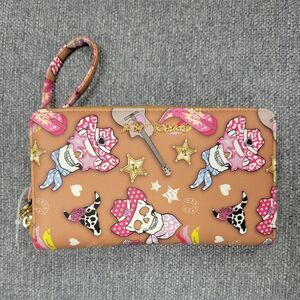 NEW Betsey Johnson Skull Wallet
